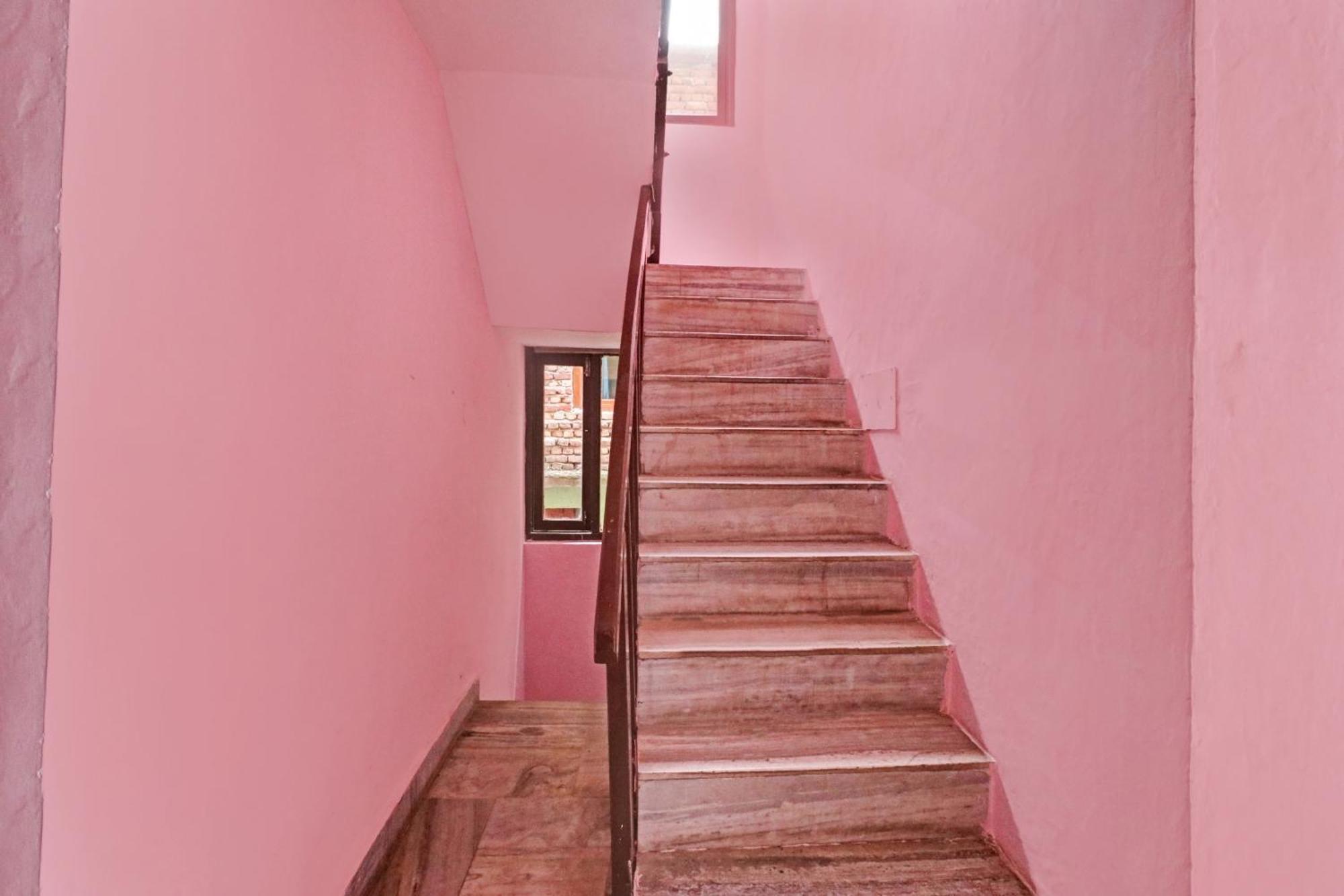 Hotel O Hema Holiday Home Manāli Extérieur photo